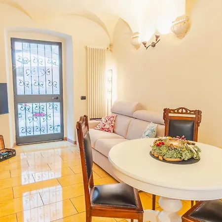 Domus Le Mura - Italian Homing *