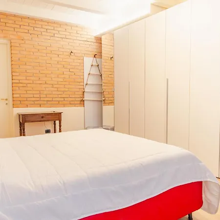 Domus Le Mura - Italian Homing Apartment *