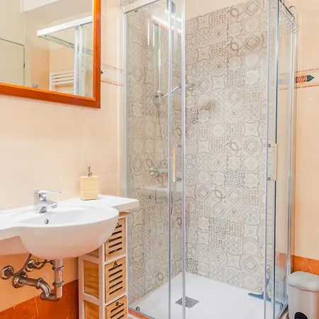 Domus Le Mura - Italian Homing Apartment Verona
